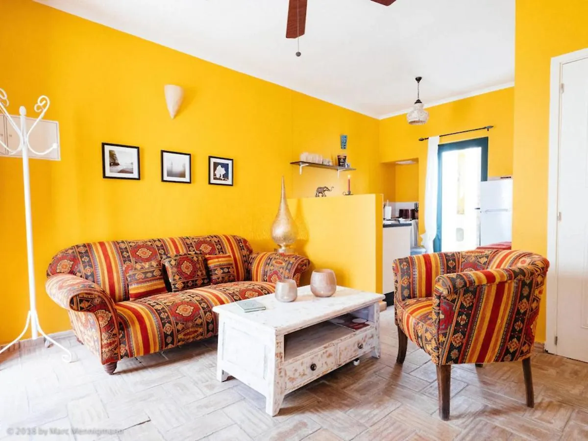 Casinha Canal - Beautifully Restored Moroccan Inspired Townhouse In Lagos Historic Centre Portugal